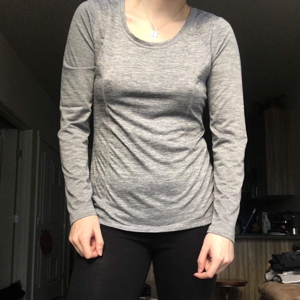 Heather gray activewear